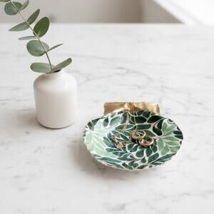 Green Botanical Trinket Dish | Leaf Jewelry Dish | Nature-Inspired Ring Holder